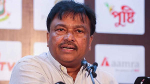 অপসারণের বৈধতা চ্যালেঞ্জ করে হাইকোর্টে রিট ফারুকের