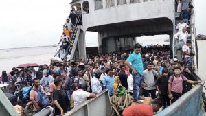 দৌলতদিয়ায় গাড়ির চাপ থাকলেও ভোগান্তি নেই