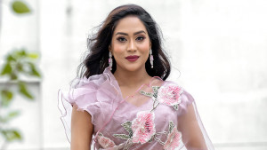 নায়িকা হতেই হবে, এমন কোনো কথা নেই: মম