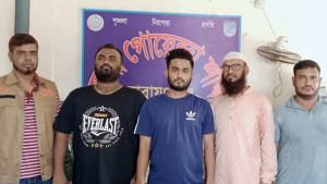 ছেলে-সহযোগীসহ গ্রেপ্তার সাবেক কাউন্সিলর হান্নান