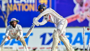 শেষ বেলায় নিশাঙ্কার উইকেটই প্রাপ্তি