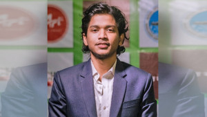 উচ্ছিষ্টে সম্ভাবনা: ময়লার পাহাড়ে টিকে থাকার লড়াই!