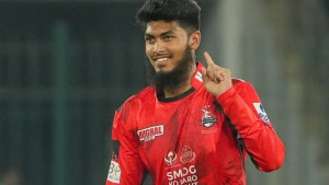 এবার রিশাদকে নিয়ে উচ্ছ্বসিত অ্যারন ফিঞ্চ