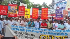 ফেনীতে সমাবেশ শেষে চট্টগ্রামের পথে ‘বন্দর রক্ষার দাবিতে’ রোডমার্চ