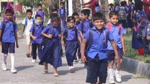 স্কুল-মাদ্রাসায় ঈদের ছুটি শুরু, কলেজ-প্রাথমিকে মঙ্গলবার থেকে 