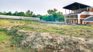 মাঠে খেলোয়াড় নেই চরে গরু ছাগল হাঁস