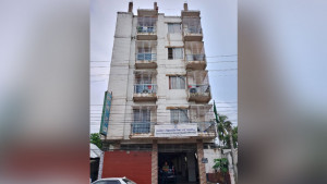 সেবার জন্য ভবন থেকে ভবনে দৌড়াদৌড়ি, হয়রানি