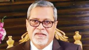 দুপুরে মামলা, সন্ধ্যায় ‘মব’ সৃষ্টি করে পুলিশে সোপর্দ