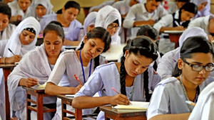 পরীক্ষা হবে পূর্ণাঙ্গ সিলেবাসে পূর্ণ সময় ও নম্বরে