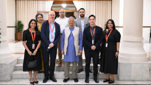 সামাজিক যোগাযোগমাধ্যমে অপতথ্য মোকাবিলার উপায় খুঁজতে মেটাকে প্রধান উপদেষ্টার আহ্বান