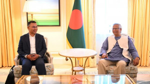 লন্ডন বৈঠক এবং গণতন্ত্রে প্রত্যাবর্তনের প্রশ্ন 