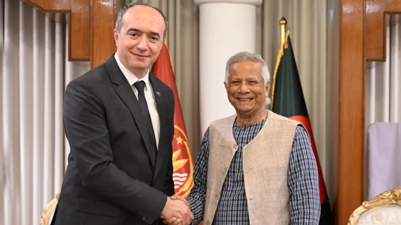 প্রধান উপদেষ্টার সঙ্গে কসোভোর রাষ্ট্রদূতের সাক্ষাৎ প্রধান উপদেষ্টার সঙ্গে কসোভোর রাষ্ট্রদূতের সাক্ষাৎ