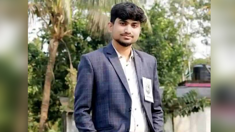 বৈষম্যবিরোধী ছাত্র আন্দোলনের সেই মারযুকের নামে ডাকাতি প্রস্ততির মামলা বৈষম্যবিরোধী ছাত্র আন্দোলনের সেই মারযুকের নামে ডাকাতি প্রস্ততির মামলা