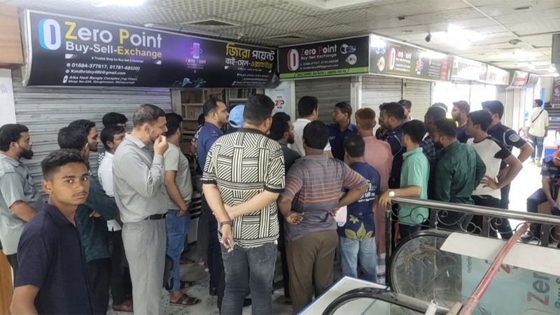 বাড়ছে অপরাধী চক্রের দৌরাত্ম্য বাড়ছে অপরাধী চক্রের দৌরাত্ম্য