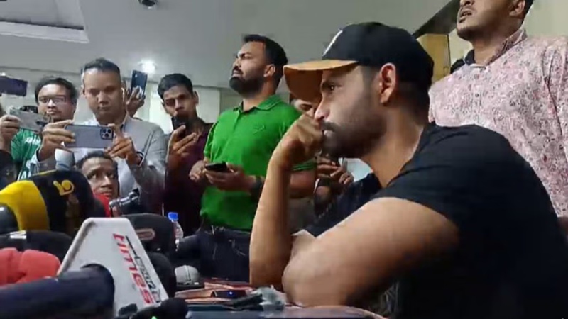 ‘আমি একা হয়ে গিয়েছিলাম’—তামিমের আবেগঘন স্বীকার ‘আমি একা হয়ে গিয়েছিলাম’—তামিমের আবেগঘন স্বীকার
