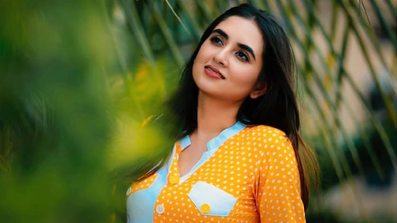 প্রতিনিয়ত নিজেকে ছাড়িয়ে যাওয়ার চেষ্টা তানিয়া বৃষ্টির প্রতিনিয়ত নিজেকে ছাড়িয়ে যাওয়ার চেষ্টা তানিয়া বৃষ্টির