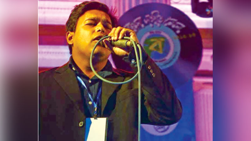 সুরে বাঁধা যার প্রাণ সুরে বাঁধা যার প্রাণ