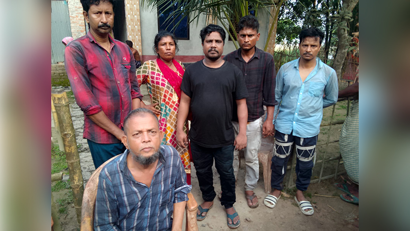 পাটগ্রাম সীমান্তে ফের ৬ জনকে পুশইন করল বিএসএফ পাটগ্রাম সীমান্তে ফের ৬ জনকে পুশইন করল বিএসএফ