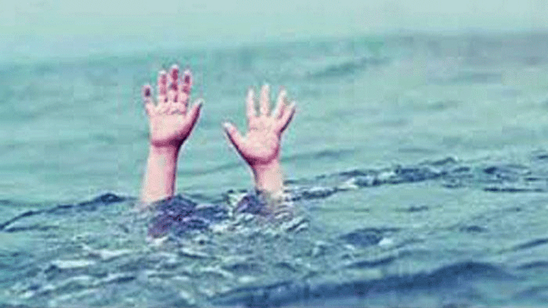 সেন্টমার্টিনে জমে থাকা পানিতে ডুবে শিশুর মৃত্যু সেন্টমার্টিনে জমে থাকা পানিতে ডুবে শিশুর মৃত্যু