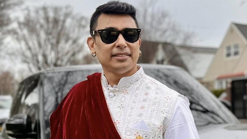 ডিগবাজি দিয়ে নতুন কাজের খবর দিলেন জায়েদ খান ডিগবাজি দিয়ে নতুন কাজের খবর দিলেন জায়েদ খান