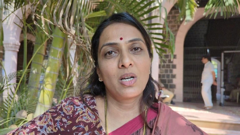 ‘নারীদের ১টা করে খুনের অনুমতি দেন’ ‘নারীদের ১টা করে খুনের অনুমতি দেন’