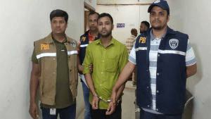 বিয়ের চাপ দেওয়ায় তরুণীকে গলাটিপে হত্যা