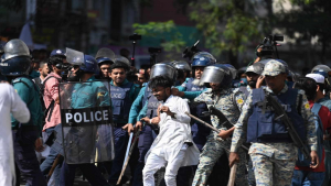 হিযবুত তাহরীরের মিছিল থেকে বেশ কয়েকজন আটক