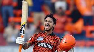 ইশানের সেঞ্চুরিতে রেকর্ড রান হায়দরাবাদের