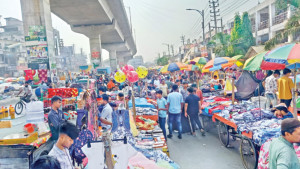 ঈদে কাপড় বিক্রির লক্ষ্য ৫৫০ কোটি টাকা