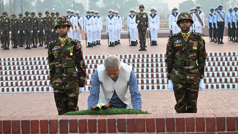 জাতীয় স্মৃতিসৌধে প্রধান উপদেষ্টার শ্রদ্ধা নিবেদন জাতীয় স্মৃতিসৌধে প্রধান উপদেষ্টার শ্রদ্ধা নিবেদন