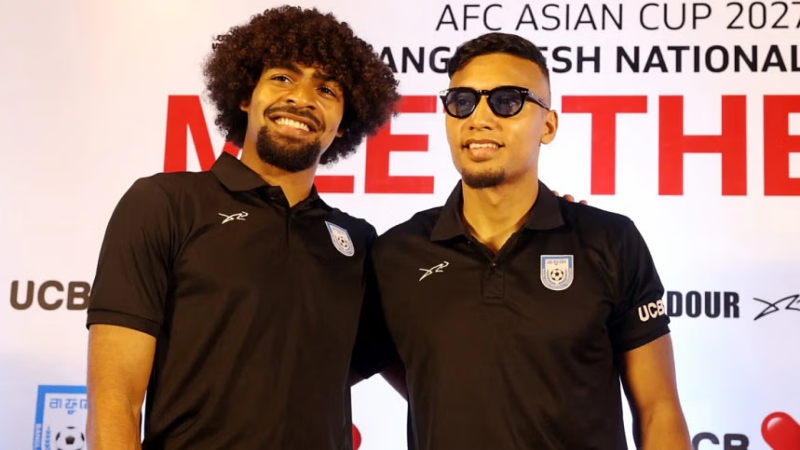 ঈদের শুভেচ্ছায় হামজা-জামালদের বার্তা ঈদের শুভেচ্ছায় হামজা-জামালদের বার্তা