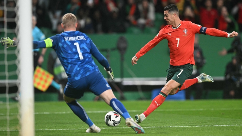 রোনালদোর পেনাল্টি মিসের পরও শেষ চারে পর্তুগাল রোনালদোর পেনাল্টি মিসের পরও শেষ চারে পর্তুগাল