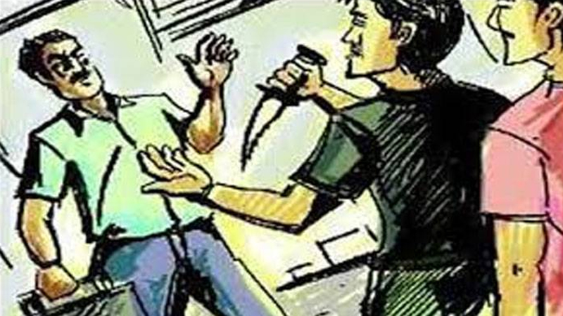 রাজধানীতে ছিনতাইকারীর কবলে আইনজীবী রাজধানীতে ছিনতাইকারীর কবলে আইনজীবী