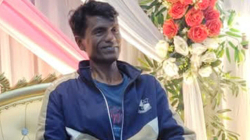 আওয়ামী লীগ নেতার বাড়িতে লুটপাটের ঘটনায় স্বেচ্ছাসেবক দল নেতা বহিষ্কার আওয়ামী লীগ নেতার বাড়িতে লুটপাটের ঘটনায় স্বেচ্ছাসেবক দল নেতা বহিষ্কার