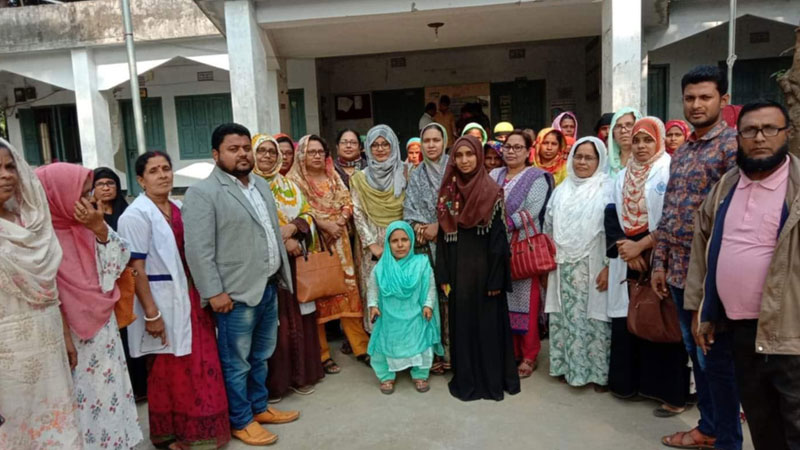 শারীরিক প্রতিবন্ধিতাকে জয় অদম্য হোসনার শারীরিক প্রতিবন্ধিতাকে জয় অদম্য হোসনার