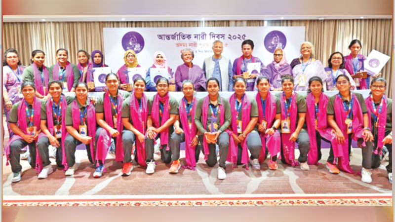 পতিত স্বৈরাচার নৈরাজ্য সৃষ্টিতে বিপুল অর্থ বিনিয়োগ করছে পতিত স্বৈরাচার নৈরাজ্য সৃষ্টিতে বিপুল অর্থ বিনিয়োগ করছে