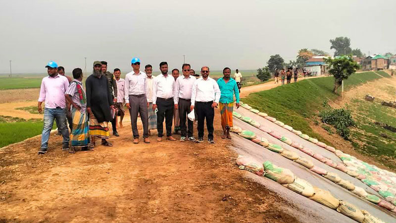ফসল রক্ষা বাঁধ পরিদর্শন সুনামগঞ্জ ডিসির ফসল রক্ষা বাঁধ পরিদর্শন সুনামগঞ্জ ডিসির