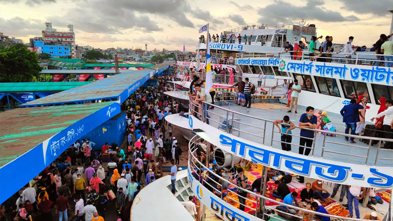 ঈদেও যাত্রী খরার শঙ্কা লঞ্চ মালিকদের ঈদেও যাত্রী খরার শঙ্কা লঞ্চ মালিকদের