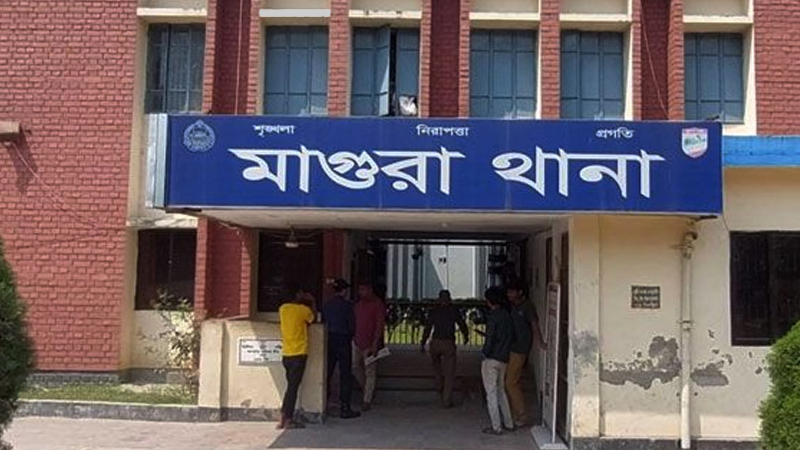 মাগুরায় ছাত্রাবাস থেকে উদ্ধার পাঁচ ব্যবসায়ী, আটক ১ মাগুরায় ছাত্রাবাস থেকে উদ্ধার পাঁচ ব্যবসায়ী, আটক ১