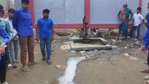 বিদ্যালয়ের নলকূপে বিষ প্রয়োগ, আতঙ্ক