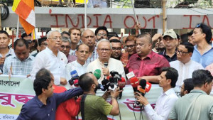 ‘সীমান্তপথে ভারত পুশ-ইন করছে, কোথায় পাওয়ারফুল’ উপদেষ্টা খোদা বখস?’