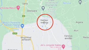 দোকান লুটে বাধা পেয়ে সেনাসদস্যকে কোপাল দুর্বৃত্তরা
