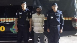 ছাদ উড়ে যাওয়া সেই বাসের চালক গ্রেপ্তার