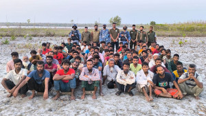 বিএসএফ রেখে যাওয়া ৭৮ জনকে নেওয়া হচ্ছে শ্যামনগর থানায়