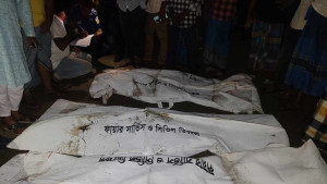 ঈশ্বরগঞ্জে বাসচাপায় প্রাণ গেল বাবা-ছেলেসহ তিনজনের