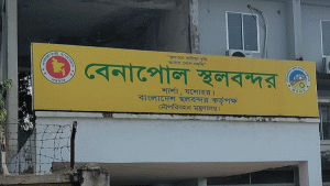 স্থলবন্দর দিয়ে বাংলাদেশের কিছু পণ্য আমদানি নিষিদ্ধ করল ভারত
