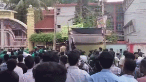 চট্টগ্রামে ছাত্রদল-শিবিরের হাতাহাতি, রাতে পাল্টাপাল্টি অভিযোগ