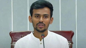 সোহরাওয়ার্দী উদ্যান রাত ৮টার পর বন্ধ থাকবে: উপদেষ্টা আসিফ মাহমুদ 