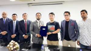 কমিউনিটি ব্যাংক ও অপ্পোর মধ্যে ব্যবসায়িক চুক্তি সই