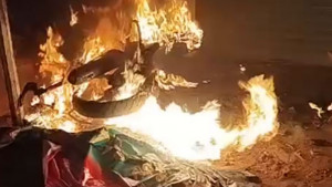 দিঘির টেন্ডার নিয়ে পুঠিয়ায় বিএনপির দুই পক্ষের সংঘর্ষ
